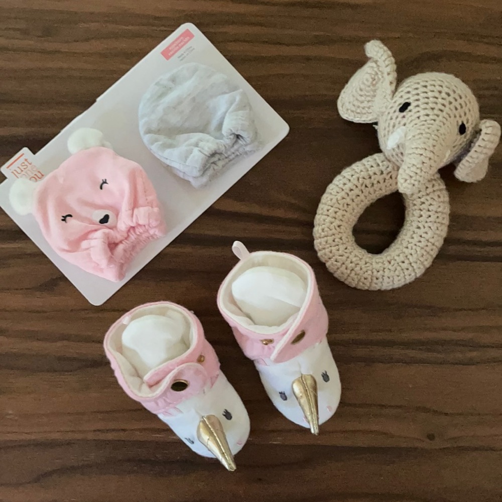 Like new baby booties, mittens, rattle